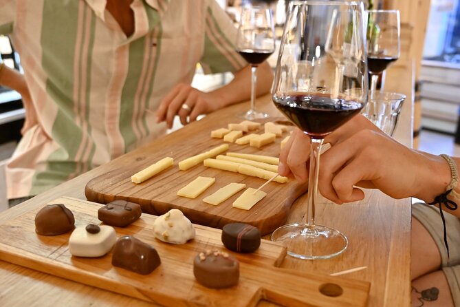 10 Tastes of Amsterdam: Food Tour by UNESCO Canals and Jordaan - Canal Ring Views and the Walk Through Amsterdam’s Trading-Era Shape
