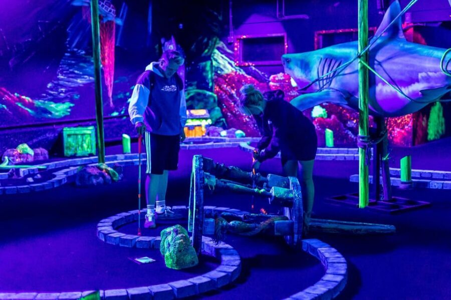 Aloha Amsterdam: 12-Hole Glow-in-the-Dark Mini-Golf - The small annoyances to consider before you book