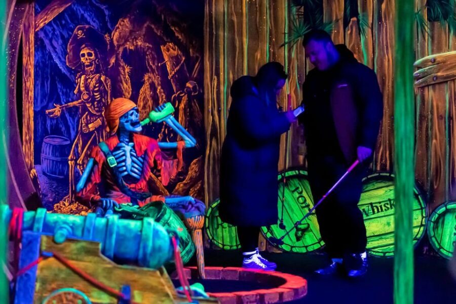 Aloha Amsterdam: 12-Hole Glow-in-the-Dark Mini-Golf - What you do in 45 minutes: 12 holes of glow-in-the-dark mini golf