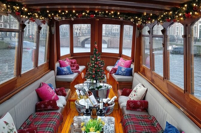 Amsterdam 1-Hour Canal Cruise With Live Guide - Why a 1-hour Amsterdam cruise fits your schedule so well