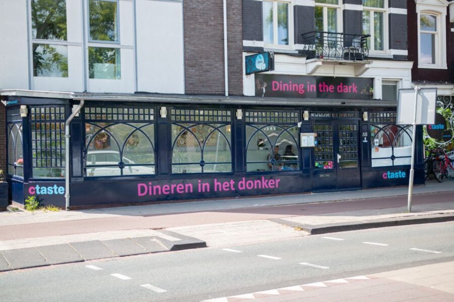 Amsterdam: 3 Course Dinner in the Dark - Going Dark: How the Staff Keep You Calm and Moving