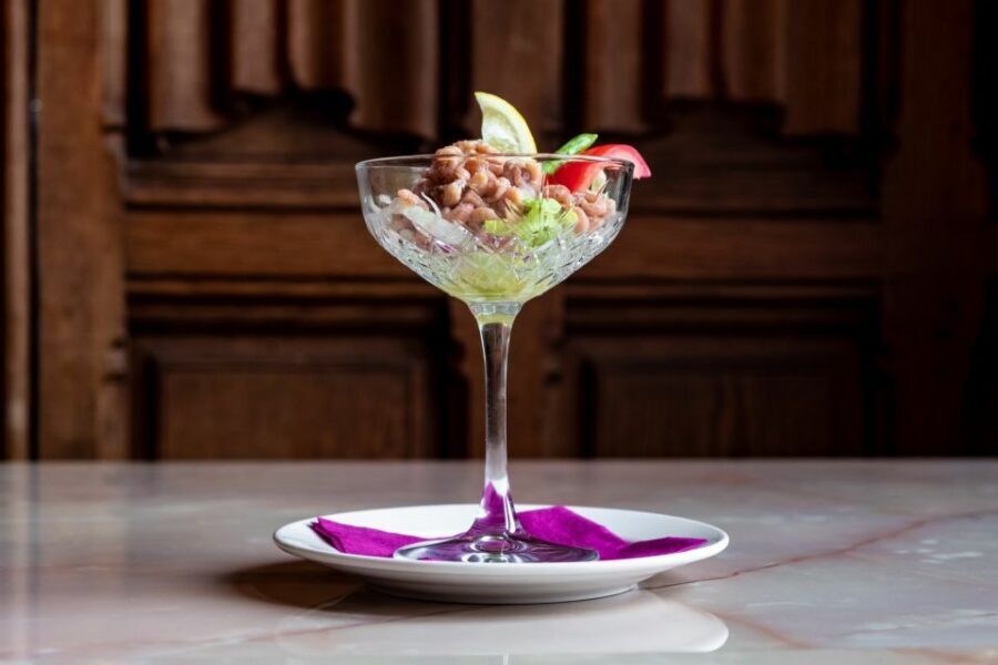 Amsterdam: 3-Course Meal in Historic 1st Class Waiting Rooms - How the 2.5-Hour Meal Flows: From Check-In to Final Bite