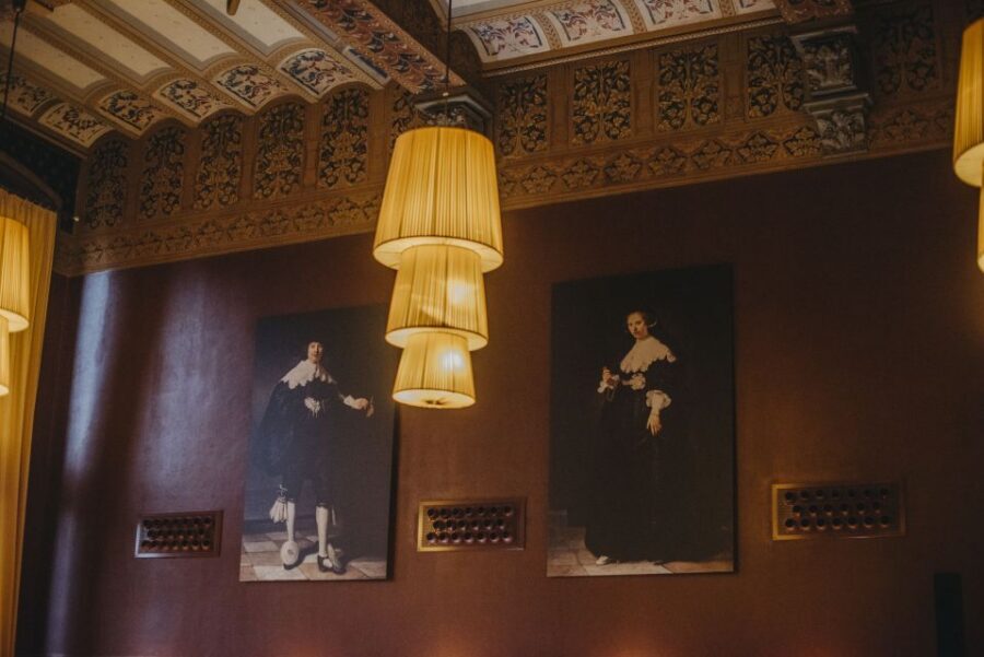 Amsterdam: 3-Course Meal in Historic 1st Class Waiting Rooms - Menu Guide You Can Actually Plan Around