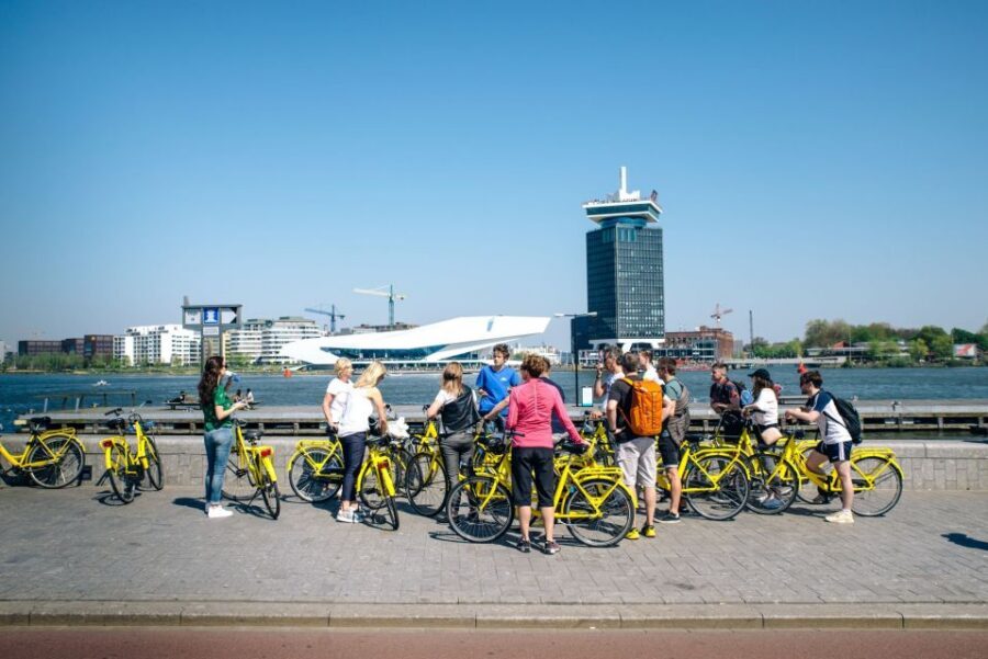 Amsterdam: 3h E-Bike Tour with break - Why Amsterdam’s cycling rhythm makes this tour click