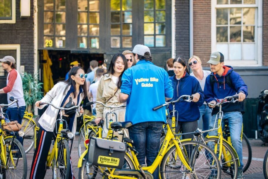 Amsterdam: 3h E-Bike Tour with break - Getting started near Amsterdam Central without losing time