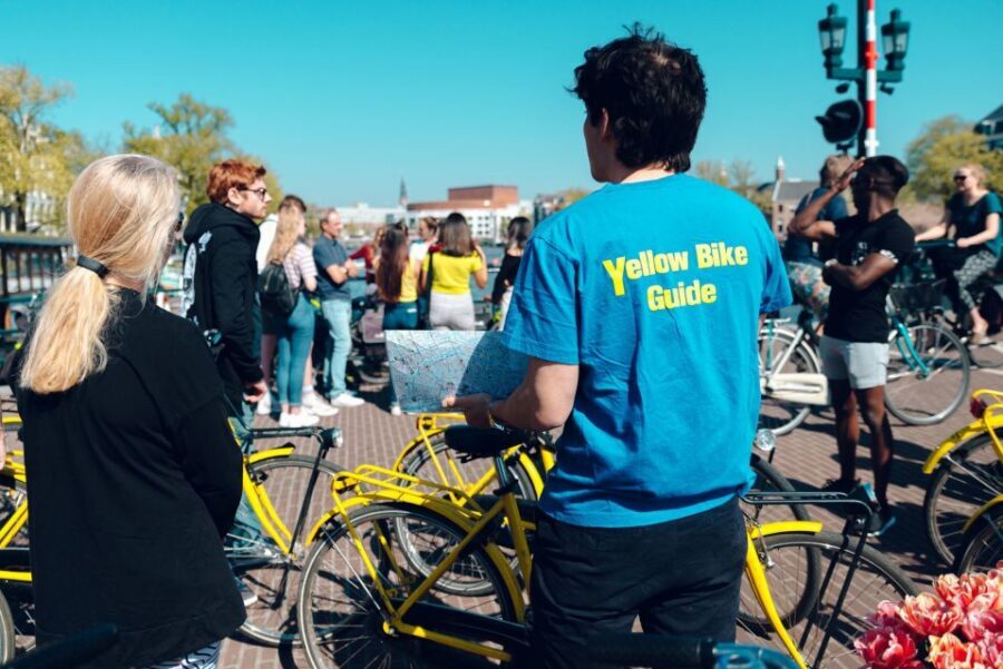 Amsterdam: 3h E-Bike Tour with break - Jordaan by e-bike: narrow streets, trendy energy, real photo angles