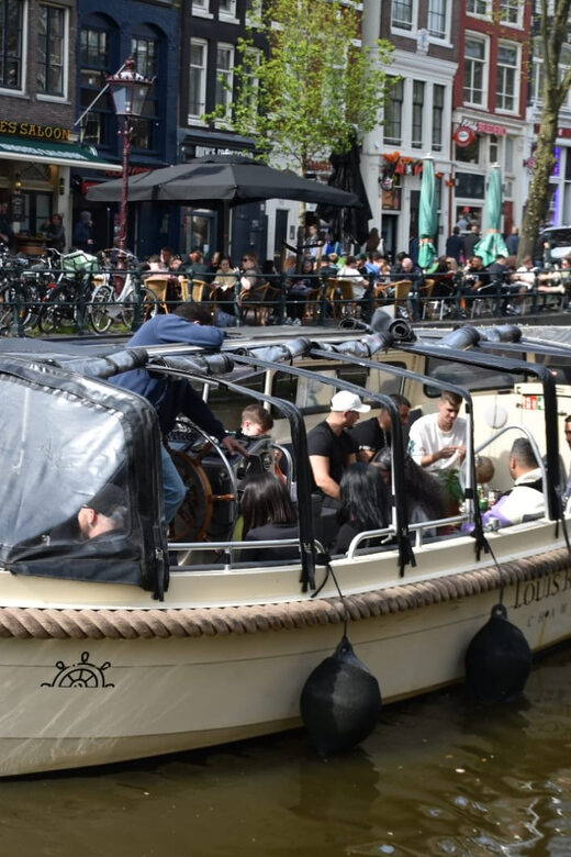 Amsterdam: 420 Smoke-Friendly Boat Tour - Rolling Your Own Joint While Reggae Plays