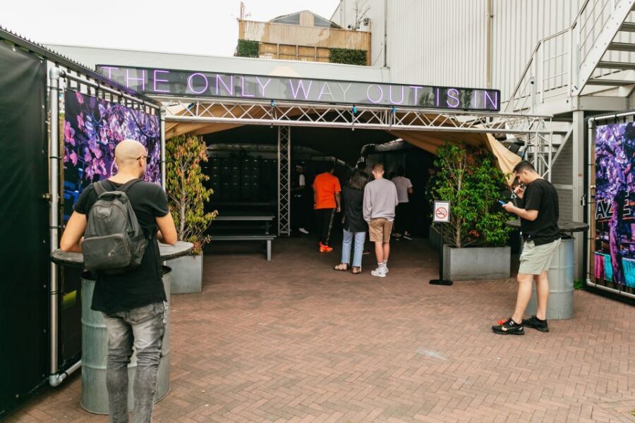 Amsterdam: AMAZE Immersive Audiovisual Experience Ticket - Check-In, Lockers, and the Lounge: Your First Taste of the Vibe