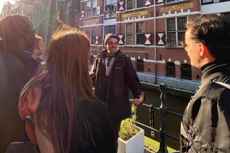 Amsterdam: Anne Frank Guided Small Group Walking Tour - Dam Square: your first anchor in central Amsterdam
