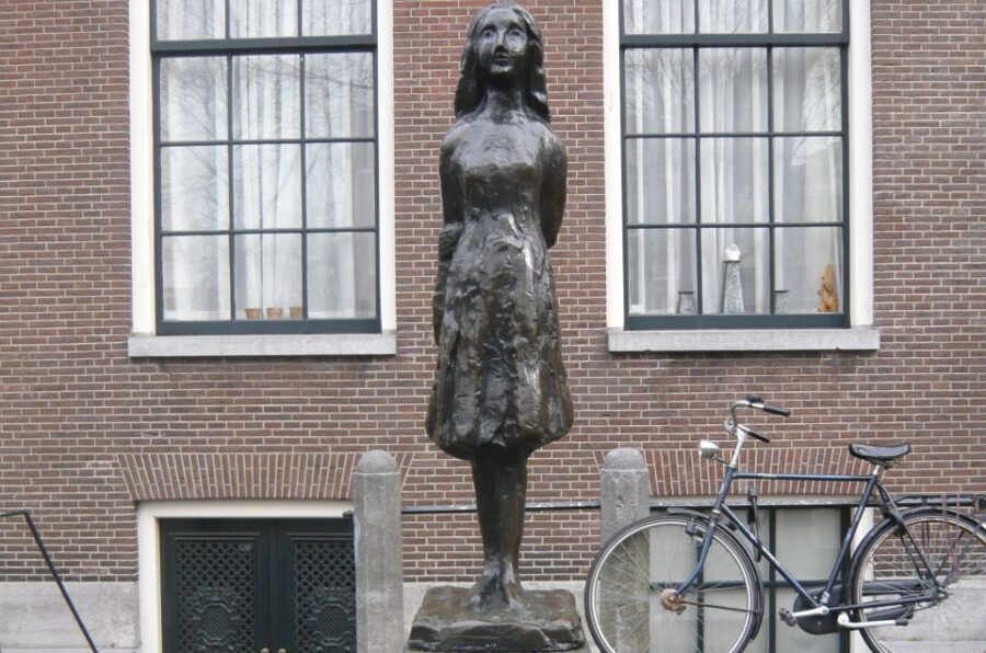 Amsterdam: Anne Frank Walking Tour - Why This 2-Hour Anne Frank Walk Feels Like More Than a Sightseeing Stroll