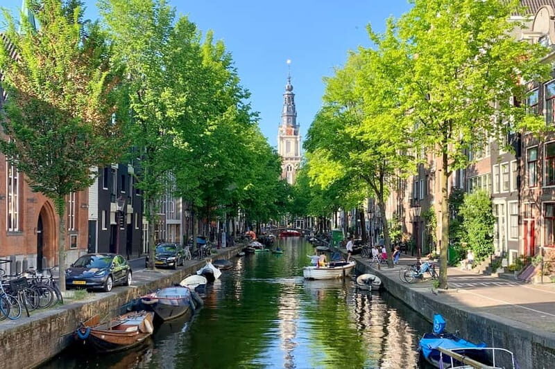 Amsterdam: Anne Frank Walking Tour - Guided in EN/DE/IT/ES - Start at De Waag on Nieuwmarkt: finding your guide fast