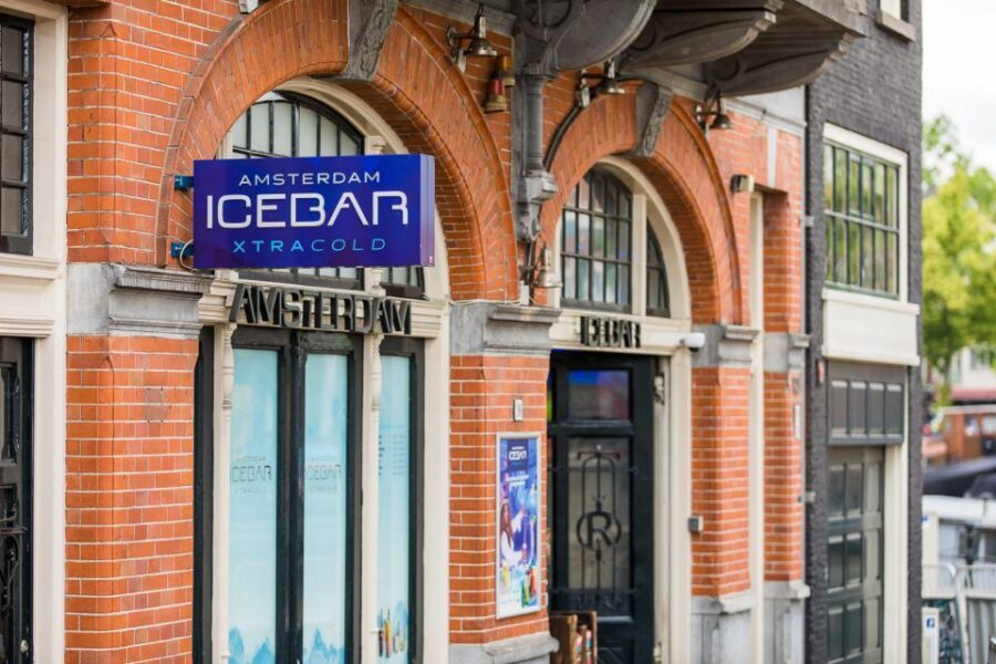 Amsterdam: Canal Cruise and Entrance to Xtracold Icebar - Choosing Your Departure Point: Where It Starts Matters