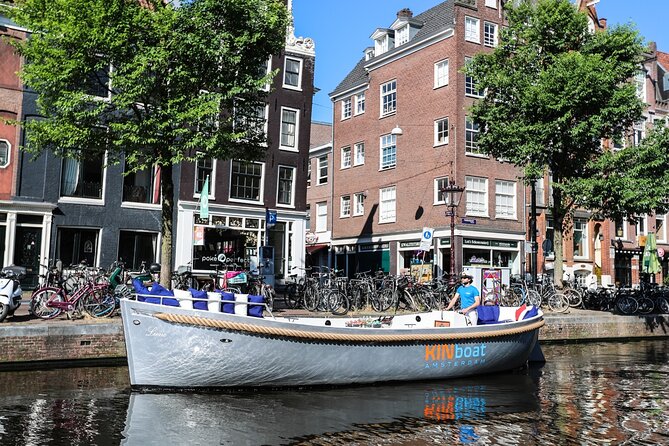 Amsterdam Canal Cruise in Open Boat with Unlimited Drinks Option - Price and Value: Why $21.77 Can Make Sense