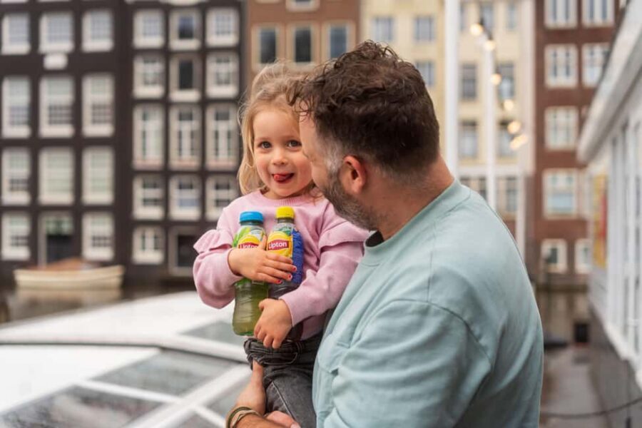 Amsterdam: City Centre Canal Cruise & Free Flower Cocktail - Key highlights at a glance