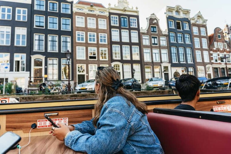 Amsterdam: City Centre Canal Cruise & Free Flower Cocktail - Is this worth $19? Value check for a short, iconic experience