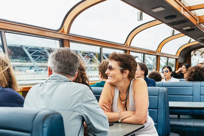 Amsterdam City Centre Cruise on heated boat with Audioguide - Entering Amsterdam from the water: what this cruise really does for you