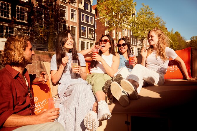 Amsterdam Classic Saloon Boat Canal Cruise with Live Guide - Golden Bend of the Herengracht Mansions: Admire the Canal Grandeur