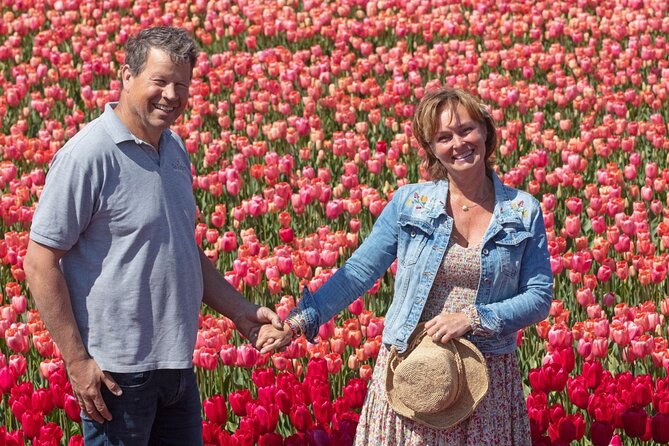 Amsterdam: Day trip to Tulip Farm, Keukenhof + Windmill Cruise - Kagerplassen windmill cruise: a calm break with classic views