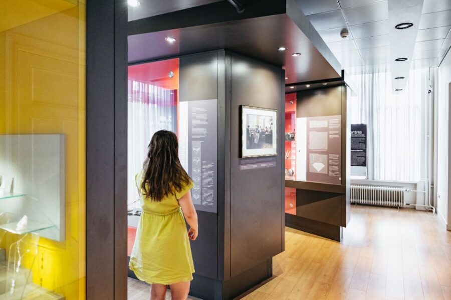 Amsterdam: Diamond Museum Entrance Ticket - Practical expectations: what’s allowed, what’s not, and how to pack light