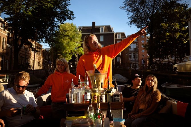 Amsterdam Evening Canal Cruise with Live Guide and Onboard Bar - Price and Value: What $24.61 Covers