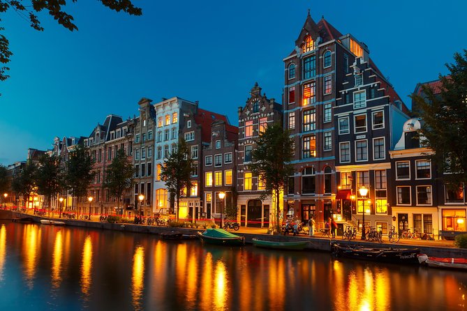 Amsterdam Evening Canal Cruise with Live Guide and Onboard Bar - Tips to Get the Most from Night Lighting and Live Commentary