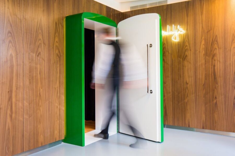 Amsterdam: Exclusive Heineken Experience VIP Tour Ticket - Who Should Choose the Heineken VIP Tour (and Who Should Skip It)