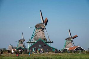 Amsterdam: Explore Zaanse Schans: Half-Day Luxury Coach Trip - Meeting at This is Holland: the one part you’ll want to nail