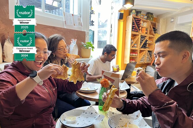 Amsterdam Food and Cultural Tour with Tastings - Roman’s small-group style: more attention, more comfort