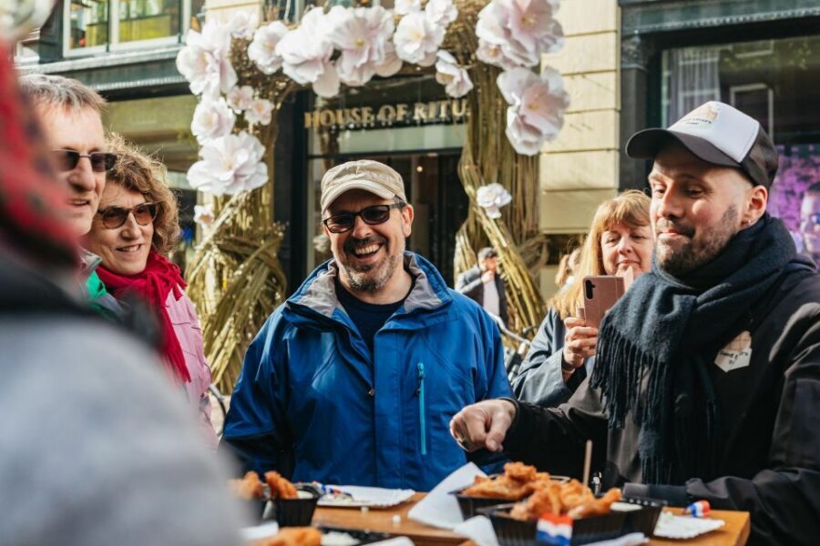 Amsterdam: Food and Culture Walking Tour with Tastings - Key things I’d clock before you go