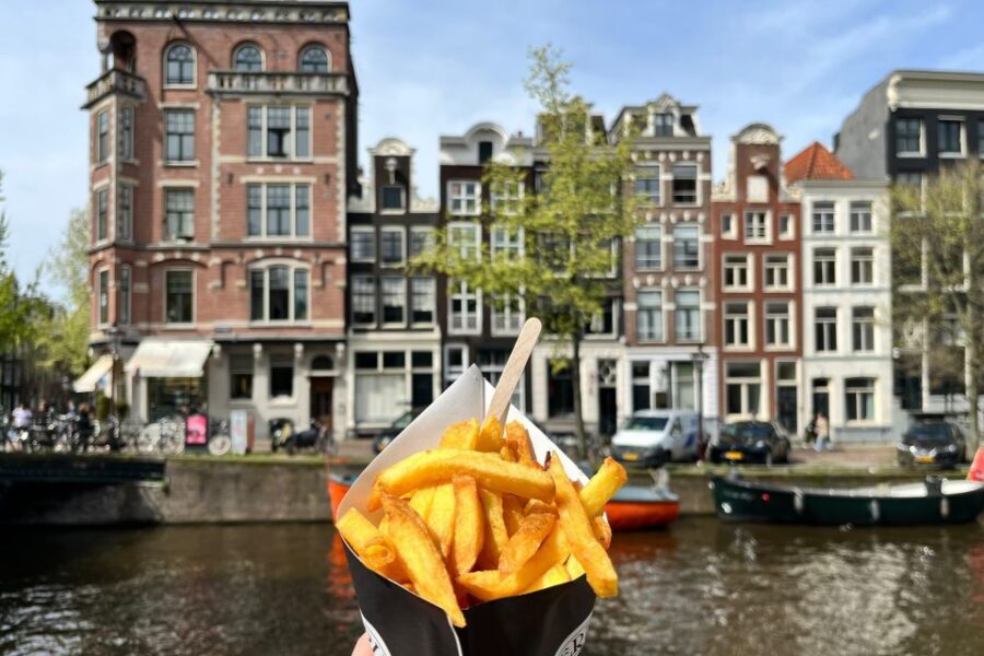 Amsterdam: Food and Culture Walking Tour with Tastings - Jordaan Neighborhood Stroll: Where the Local Tempo Shows Up