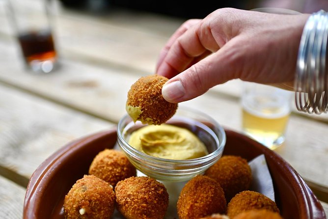 Amsterdam Food Tour of 10+ Local Classic Tastings in Jordaan Area - The Sweet Finish: Apple Cake and the Secret Dish Finale
