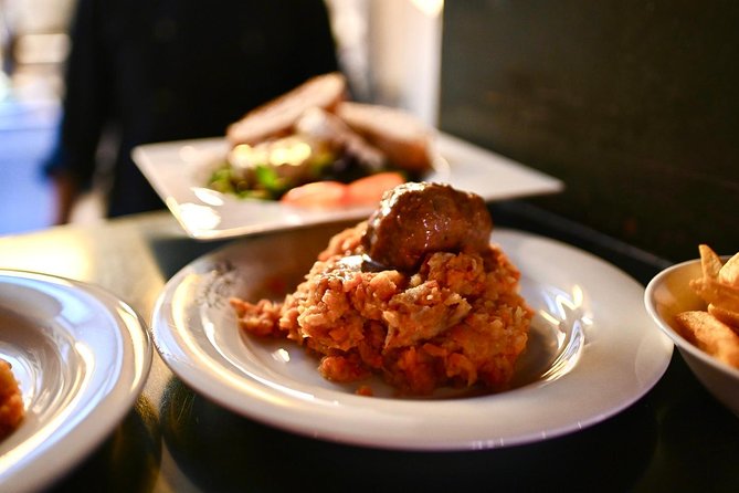 Amsterdam Food Tour of 10+ Local Classic Tastings in Jordaan Area - Culture Stops Along the Route: Westertoren, a Memorial, and Anne Frank Area Pass-By Moments