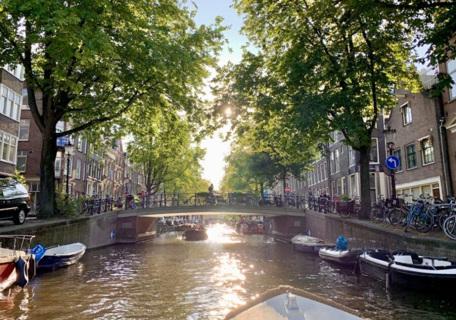 Amsterdam: German Canal Cruise with Unlimited Drinks Option - Price and Value: Why This One Feels Fair