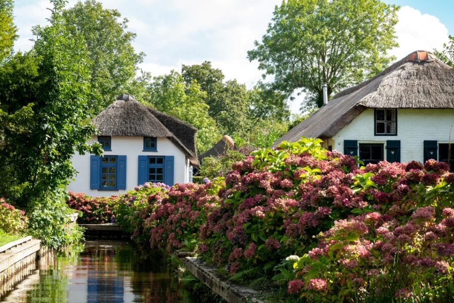 Amsterdam: Giethoorn Tour Scenic Cruise, Cheese & Free Time - What You’ll Learn on the Road (and Why It Improves the Day)