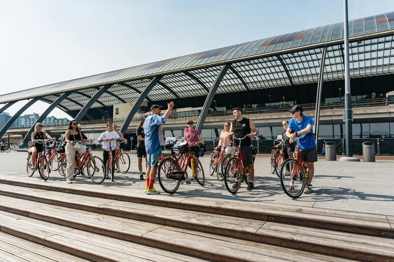 Amsterdam: Guided Bike Tour City Centre in EN/DE/FR/ES - Vondelpark break: the mid-tour reset your body will thank you for
