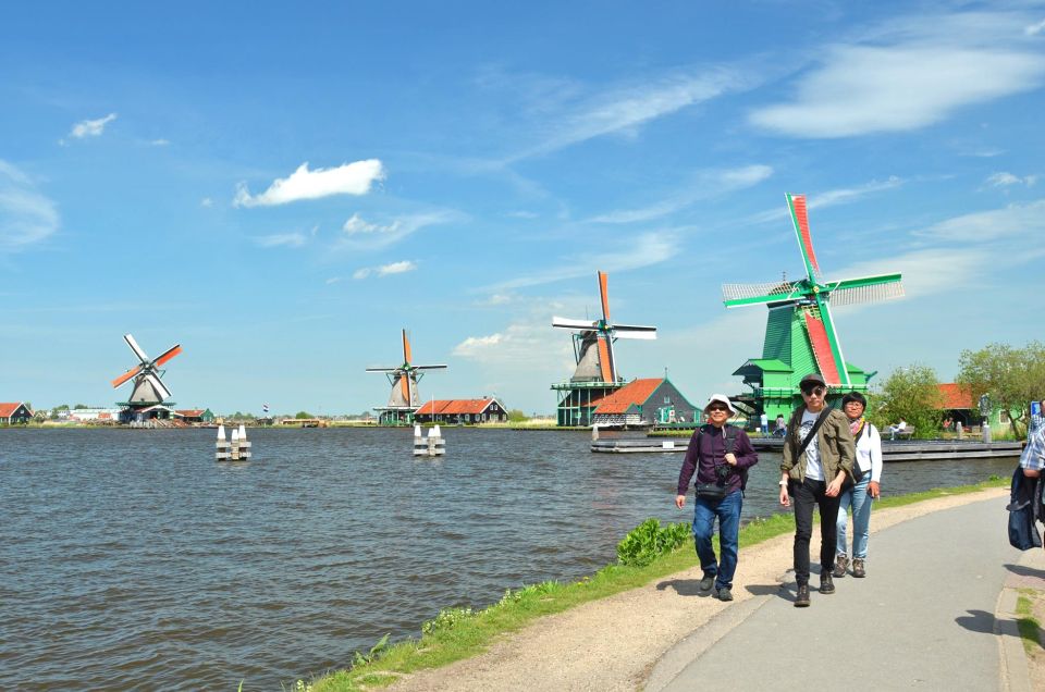Amsterdam: Guided Zaanse Schans, Windmills & Cheese Tour - Zaanse Schans: the working-windmill vibe in a compact village