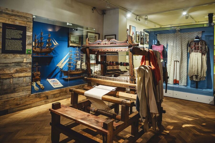 Amsterdam: Hash, Marihuana, and Hemp Museum Entry Ticket - The audio guide experience: self-paced learning with real context