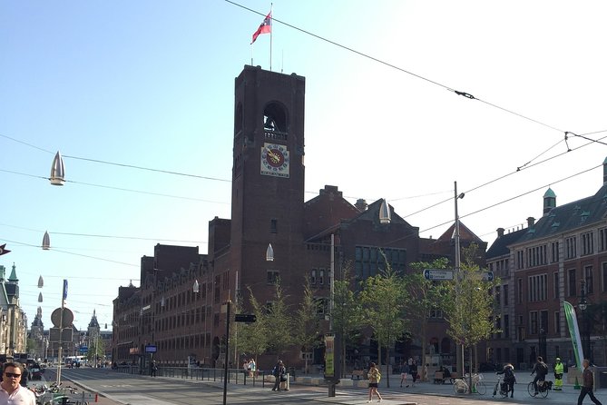 Amsterdam Highlights Walking Tour: Small Group Experience - Begijnhof Courtyard and Hidden-Church Quiet Moments