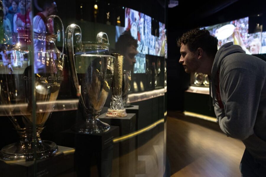 Amsterdam: Johan Cruijff ArenA Tour with Optional Guide - Why the Johan Cruijff ArenA feels different from other stadium tours