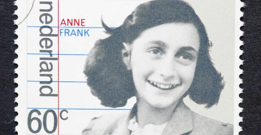 Amsterdam: Life of Anne Frank and World War II Walking Tour - Anne Frank on the ground: writing, family dynamics, and hiding