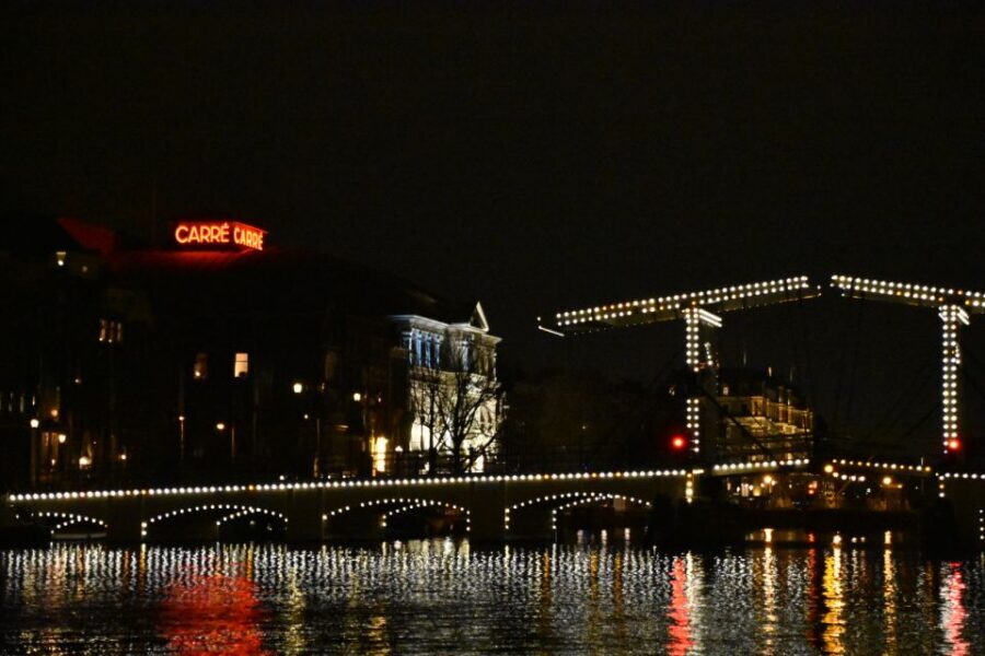 Amsterdam: Light Festival Heated Cruise with Drinks & Snacks - Should you book this Amsterdam Light Festival heated cruise?