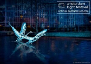 Amsterdam Light Festival Live Commentary & Optional Drinks - Price and value: what $31 buys you for 1.5 hours