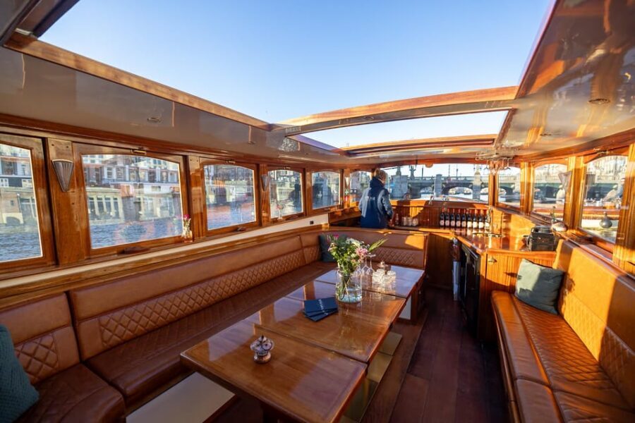 Amsterdam: Luxury Canal Cruise with Optional Snacks & Drinks - Drinks, Snacks, Blankets, and the Onboard Toilet: The Comfort Stuff That Counts