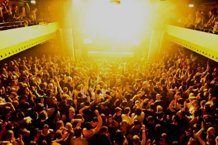 Amsterdam: Nightlife Scene 1, 2, or 3-7 Day Ticket - Who This Nightlife Ticket Fits Best