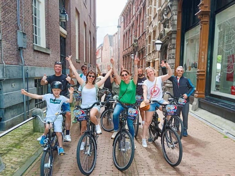 Amsterdam: Off the Beaten Path Bike Tour in French - Key things I’d circle before you book
