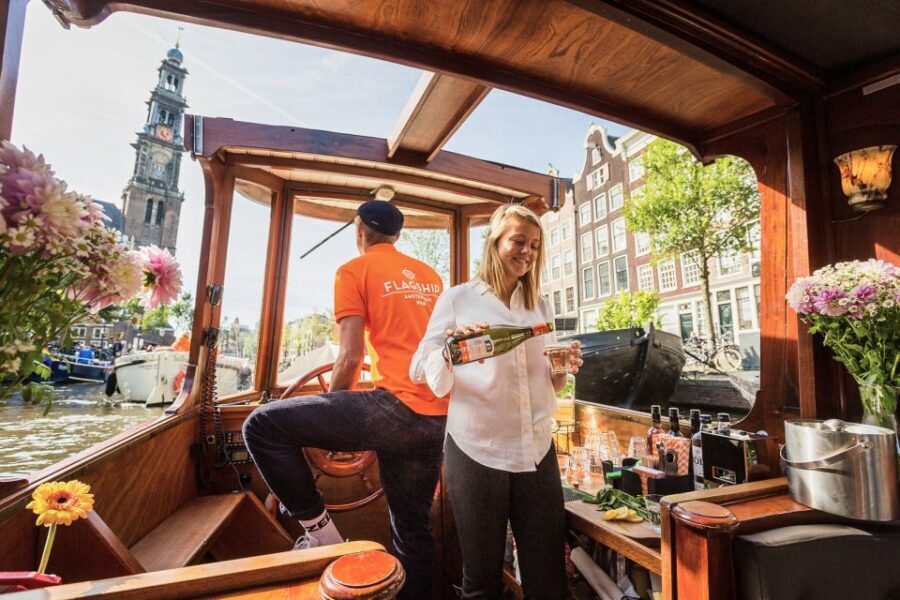 Amsterdam: Open Boat Cruise option Unlimited Drinks & Bite - Open vs. closed boat in winter: what changes and how to plan
