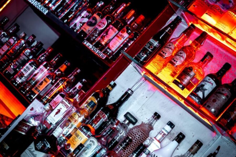 Amsterdam: Original Pub Crawl Party with VIP Entrance - The Waterhole start: where the vibe gets set