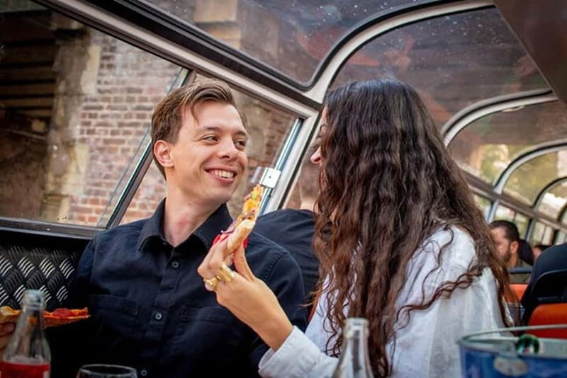 Amsterdam: Pizza Cruise with New York Pizza & Drinks - How the 75 Minutes Flow: Cruise First, Pizza When You Dock