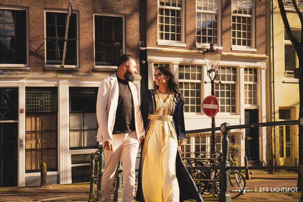 Amsterdam: Private Photoshoot for Couple, Family, or Solo - The photo route: canals, bridges, and the named stops