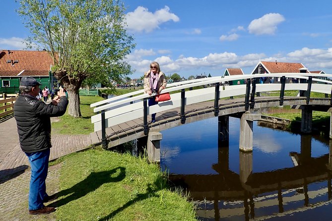 Amsterdam private tour to windmills, cheese farm and villages - Edam on the dike: a quick cheese town stop
